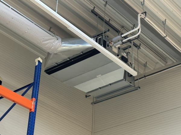 Abscheiderservice durch LK Metall Mitarbeiter